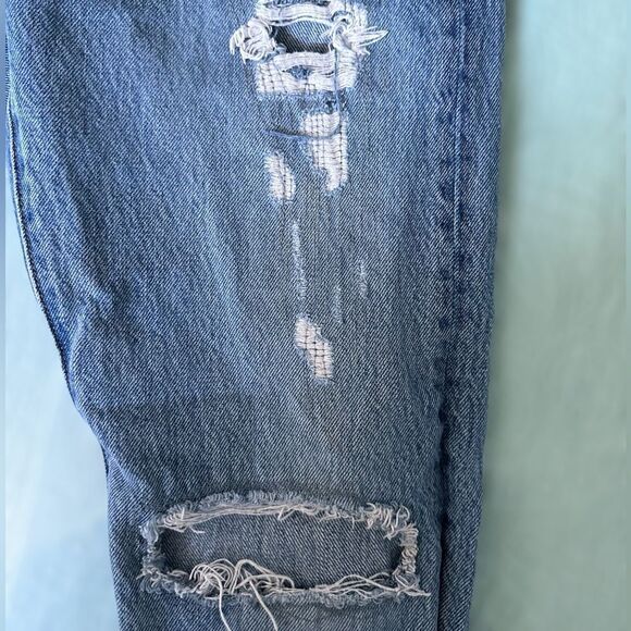 Levi’s 501 Distressed Jeans Size Small - Picture 7 of 8